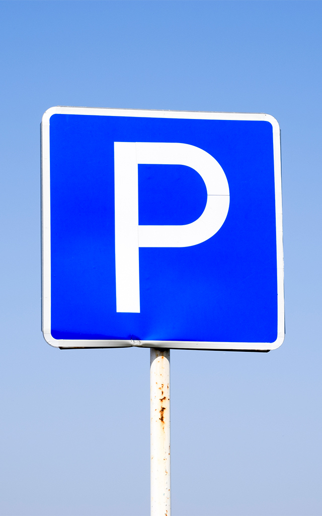 Panneau de signalétique parking